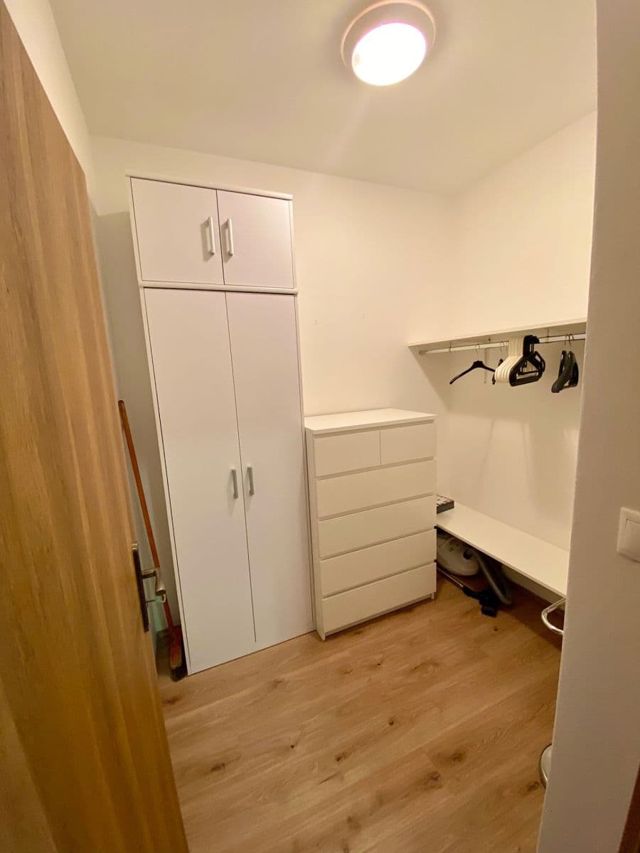 Studio flat to rent, 45 m², Mladá Boleslav, Středočeský Region Studio flat to rent, 45 m², Mladá Boleslav, Středočeský Region