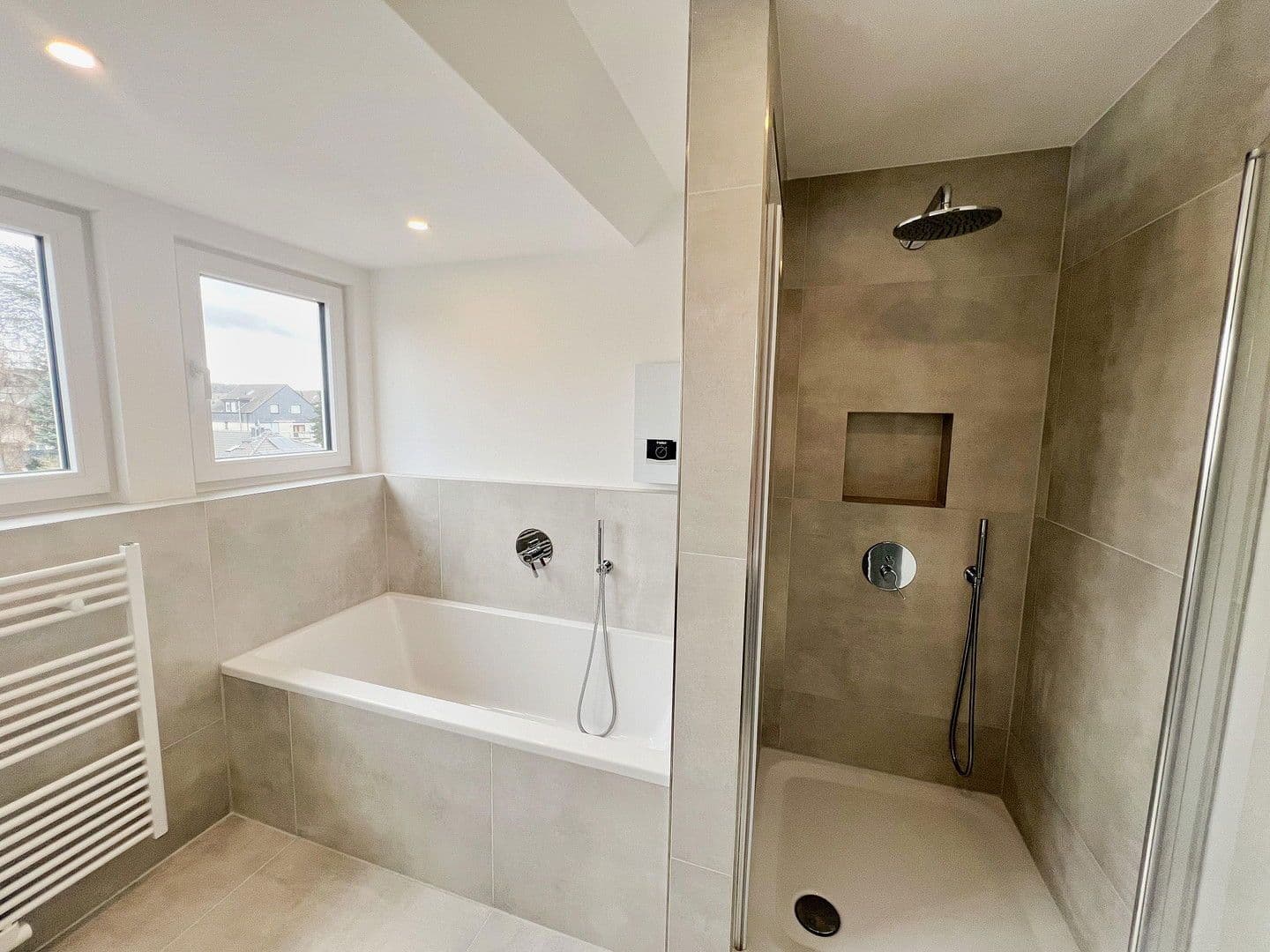 4 bedroom flat to rent, 125 m², Pfarrer-Werr-Straße, 40, Troisdorf, North Rhine-Westphalia 4 bedroom flat to rent, 125 m², Pfarrer-Werr-Straße, 40, Troisdorf, North Rhine-Westphalia