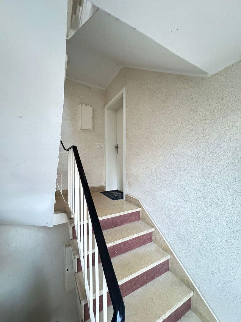 Studio flat to rent, 30 m², Kupferdreher Str.93, Essen, North Rhine-Westphalia Studio flat to rent, 30 m², Kupferdreher Str.93, Essen, North Rhine-Westphalia