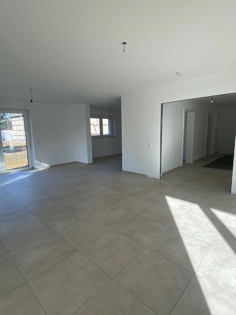 2 bedroom flat to rent, 127 m², Swisttal, North Rhine-Westphalia 2 bedroom flat to rent, 127 m², Swisttal, North Rhine-Westphalia