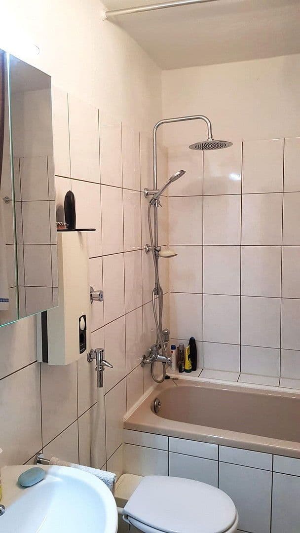 3 bedroom flat to rent, 55 m², Palmbuschweg 35, Essen, North Rhine-Westphalia 3 bedroom flat to rent, 55 m², Palmbuschweg 35, Essen, North Rhine-Westphalia