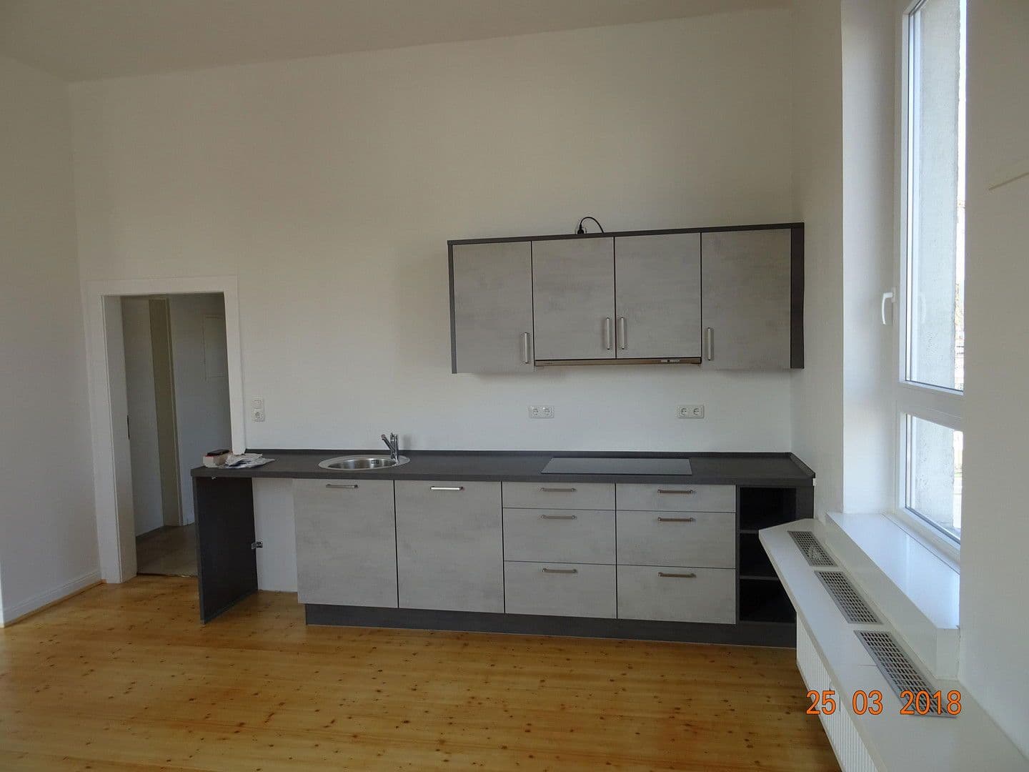 1 bedroom with open-plan kitchen flat to rent, 102 m², Würzburg, Bavaria 1 bedroom with open-plan kitchen flat to rent, 102 m², Würzburg, Bavaria