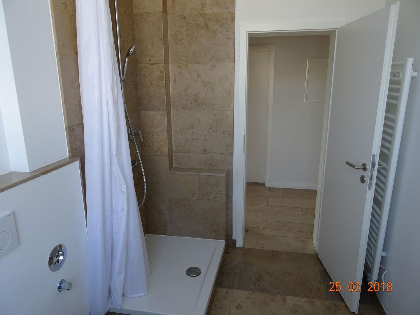 1 bedroom with open-plan kitchen flat to rent, 102 m², Würzburg, Bavaria 1 bedroom with open-plan kitchen flat to rent, 102 m², Würzburg, Bavaria