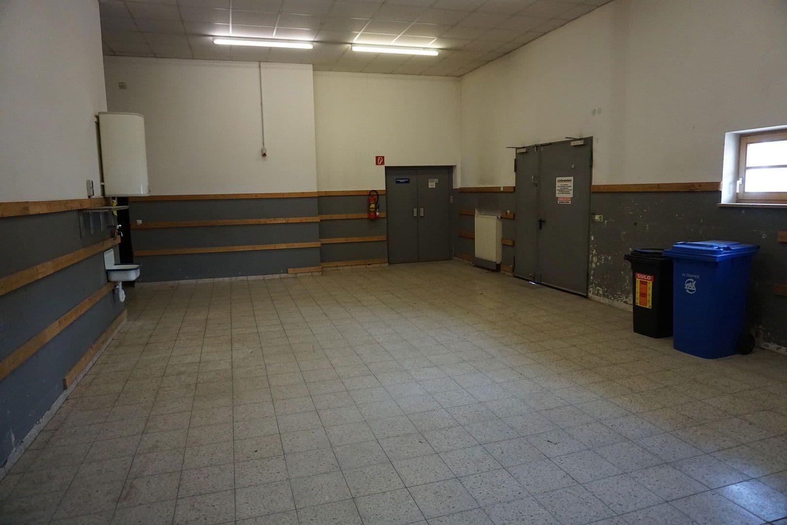 non-residential property to rent, 826 m², Wannenblick 1, Wertach, Bavaria non-residential property to rent, 826 m², Wannenblick 1, Wertach, Bavaria