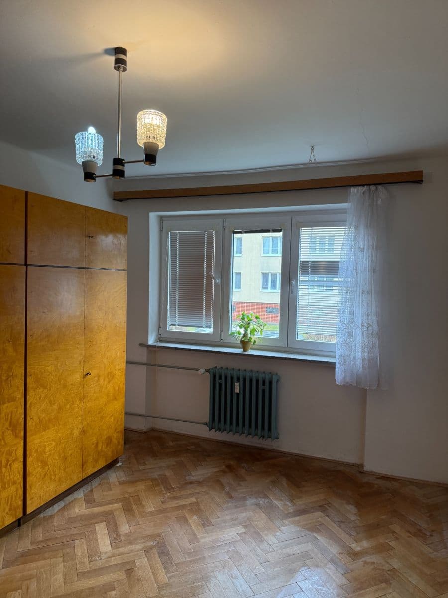 3 bedroom flat to rent, 78 m², Školní, Rakovník, Středočeský Region 3 bedroom flat to rent, 78 m², Školní, Rakovník, Středočeský Region