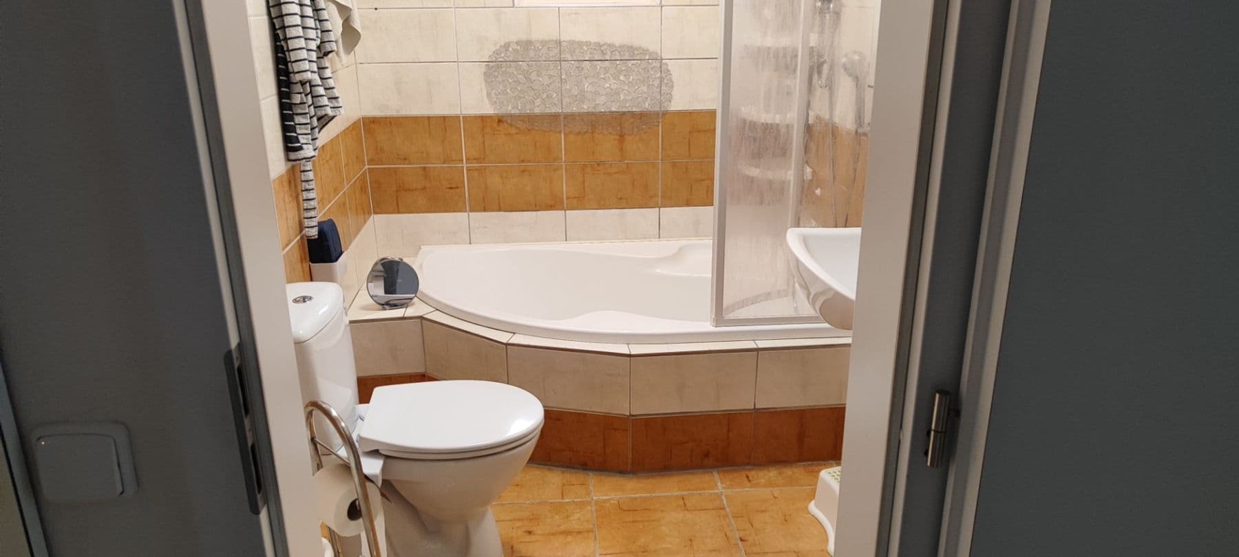 house for sale, 664 m², 9. května, Jablonec nad Nisou, Liberecký Region house for sale, 664 m², 9. května, Jablonec nad Nisou, Liberecký Region