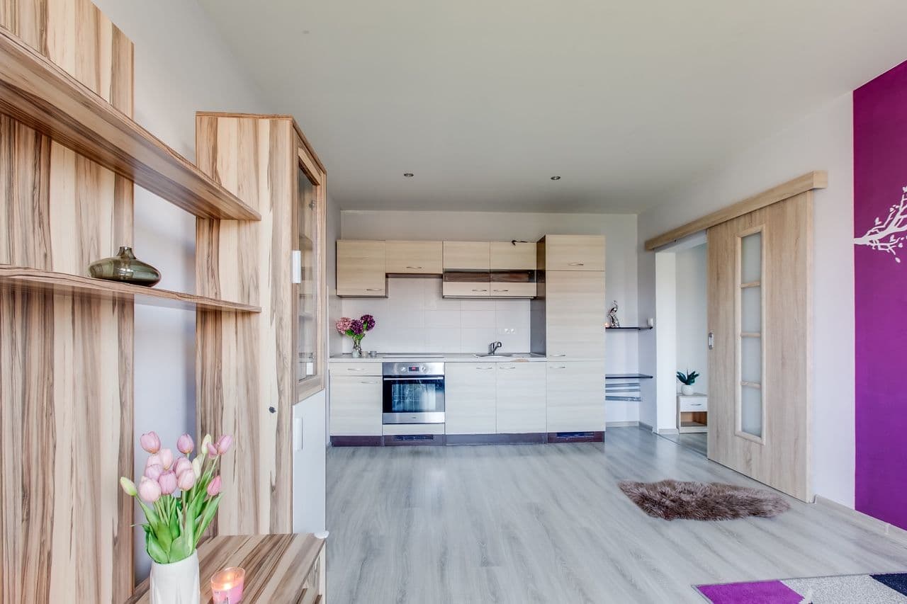 2 bedroom with open-plan kitchen flat to rent, 60 m², Dukelských hrdinů, Rakovník, Středočeský Region 2 bedroom with open-plan kitchen flat to rent, 60 m², Dukelských hrdinů, Rakovník, Středočeský Region