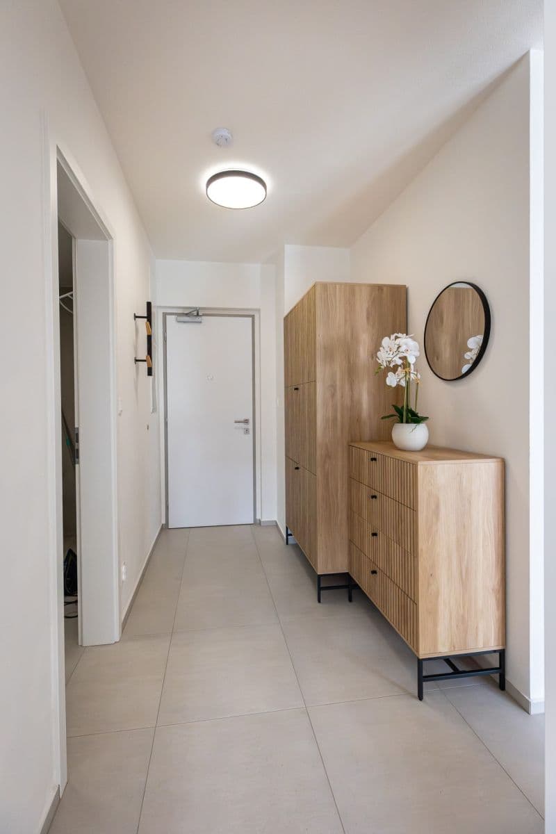 1 bedroom with open-plan kitchen flat to rent, 58 m², Zahradní, Plzeň, Plzeňský Region 1 bedroom with open-plan kitchen flat to rent, 58 m², Zahradní, Plzeň, Plzeňský Region