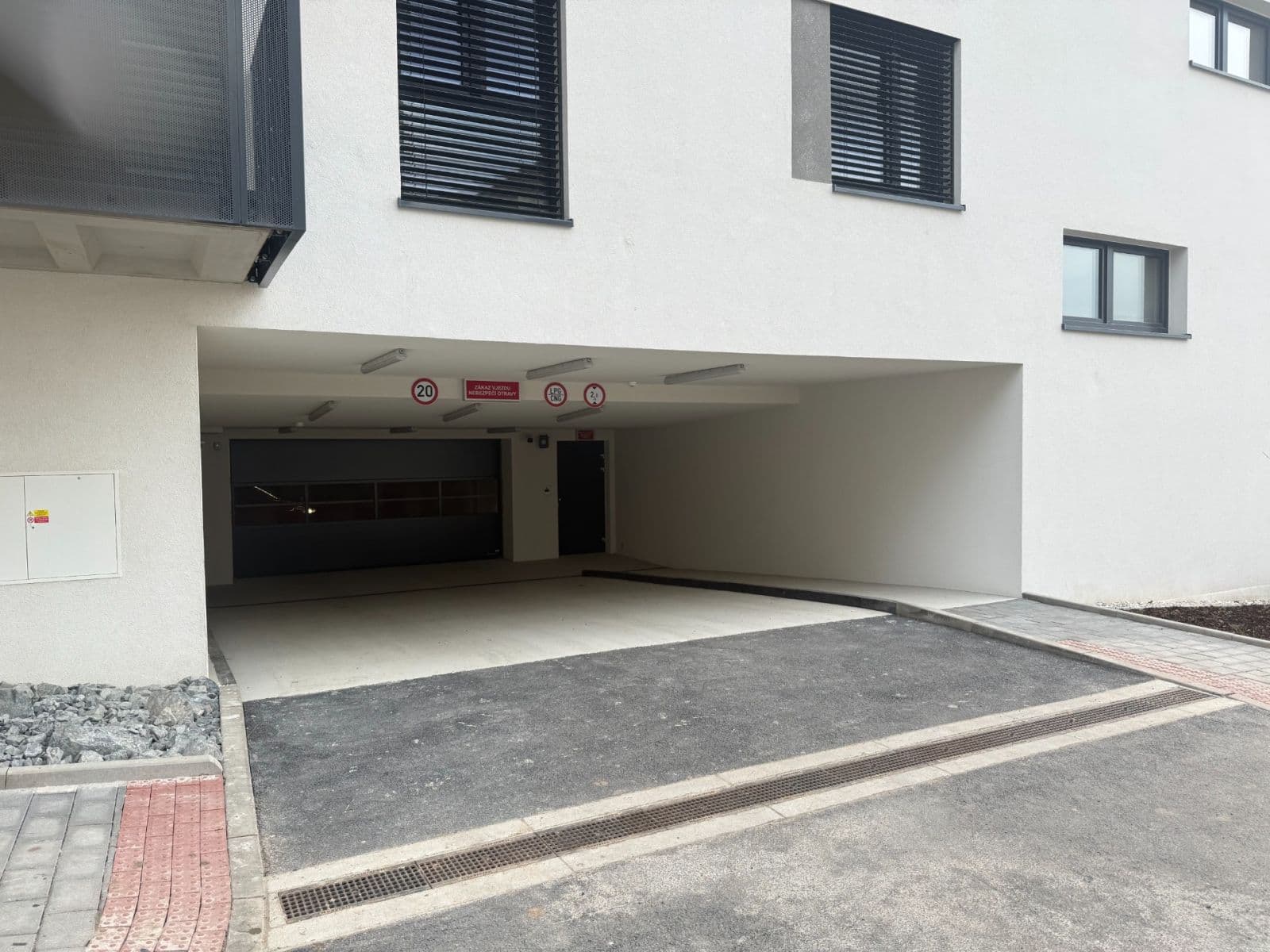 garage to rent, 13 m², Kolmanova, Prague, Prague garage to rent, 13 m², Kolmanova, Prague, Prague