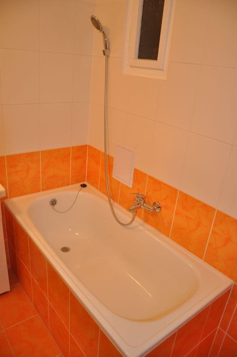 Studio flat to rent, 26 m², Přístavní, Prague, Prague Studio flat to rent, 26 m², Přístavní, Prague, Prague