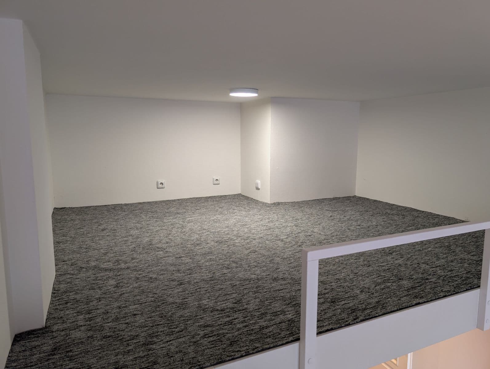 Studio flat to rent, 25 m², Arbesovo náměstí, Prague, Prague Studio flat to rent, 25 m², Arbesovo náměstí, Prague, Prague