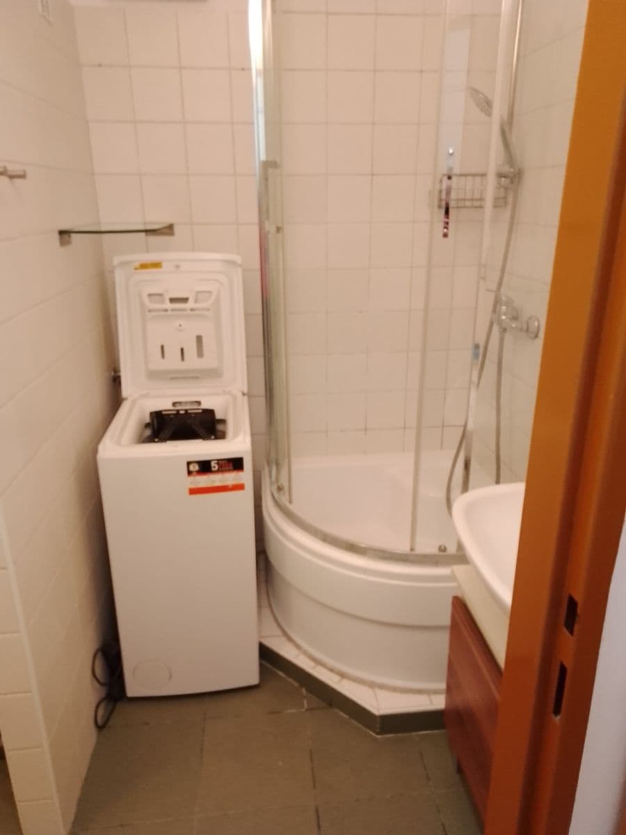 1 bedroom flat to rent, 30 m², Milevská, Prague, Prague 1 bedroom flat to rent, 30 m², Milevská, Prague, Prague