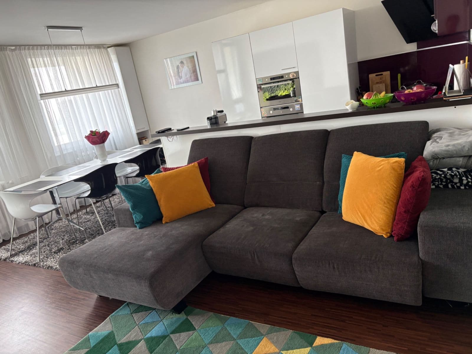 2 bedroom with open-plan kitchen flat to rent, 78 m², Láskova, Prague, Prague 2 bedroom with open-plan kitchen flat to rent, 78 m², Láskova, Prague, Prague