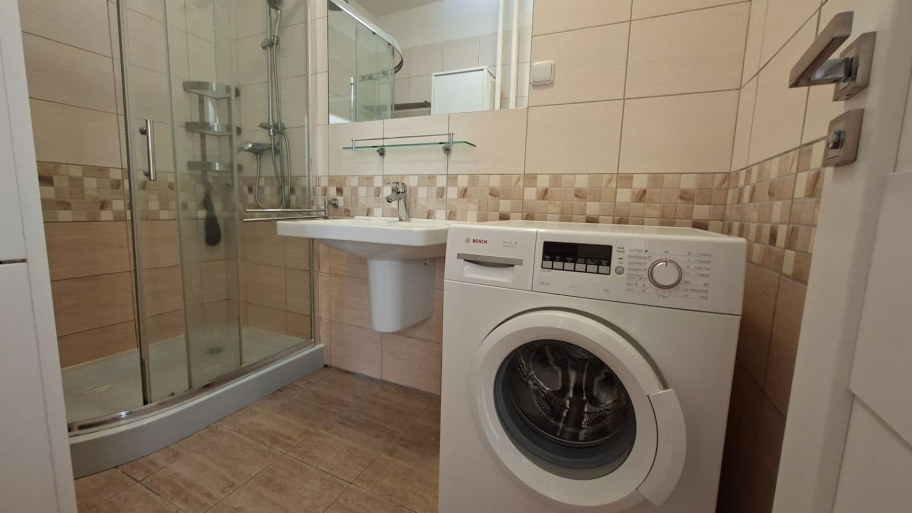 1 bedroom with open-plan kitchen flat to rent, 53 m², Malovická, Prague, Prague 1 bedroom with open-plan kitchen flat to rent, 53 m², Malovická, Prague, Prague