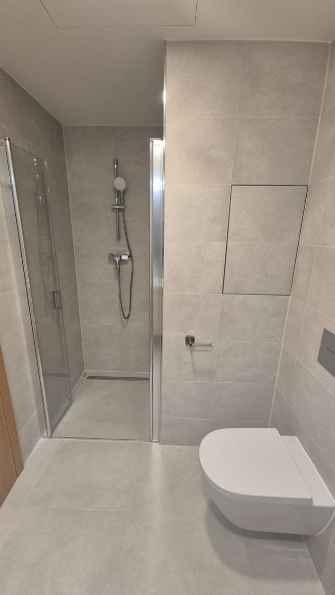 Studio flat to rent, 32 m², Poděbradská, Prague, Prague Studio flat to rent, 32 m², Poděbradská, Prague, Prague