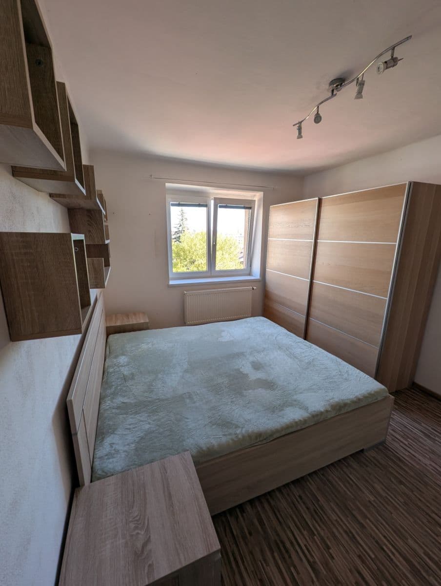 2 bedroom flat to rent, 54 m², Seifertova, Jihlava, Vysočina Region 2 bedroom flat to rent, 54 m², Seifertova, Jihlava, Vysočina Region