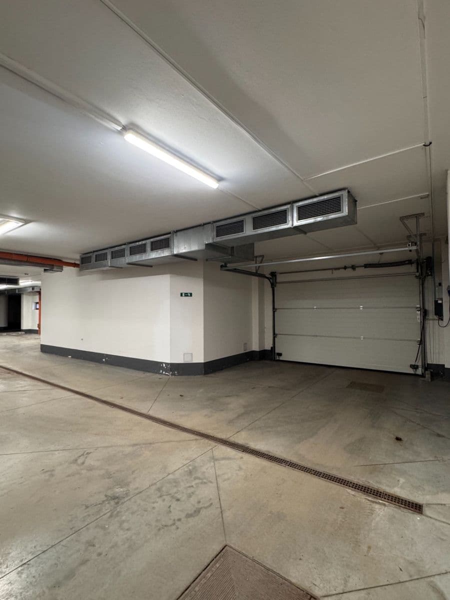 garage for sale, 12 m², Špindlerův Mlýn, Královéhradecký Region garage for sale, 12 m², Špindlerův Mlýn, Královéhradecký Region