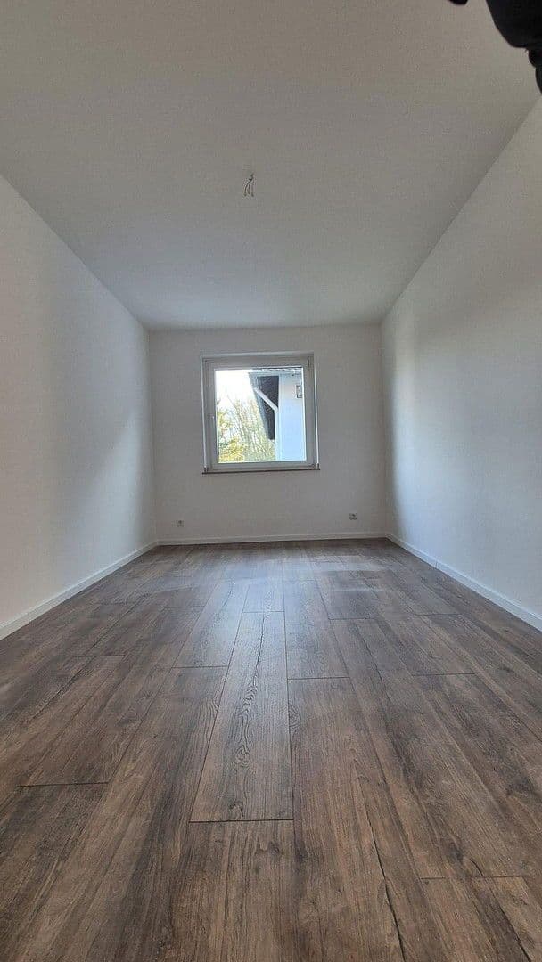 2 bedroom with open-plan kitchen flat to rent, 95 m², Zeisigstraße 15, Essen, North Rhine-Westphalia 2 bedroom with open-plan kitchen flat to rent, 95 m², Zeisigstraße 15, Essen, North Rhine-Westphalia