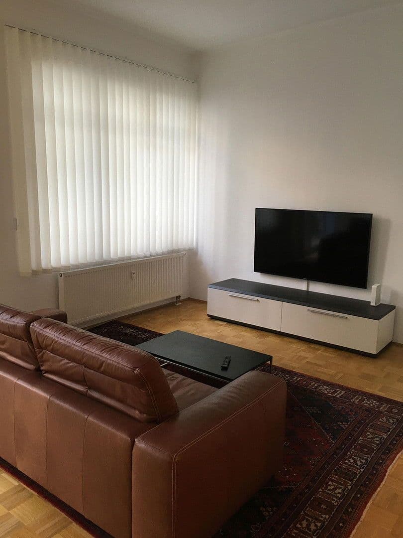 1 bedroom with open-plan kitchen flat to rent, 95 m², Esslingen am Neckar, Baden-Württemberg 1 bedroom with open-plan kitchen flat to rent, 95 m², Esslingen am Neckar, Baden-Württemberg