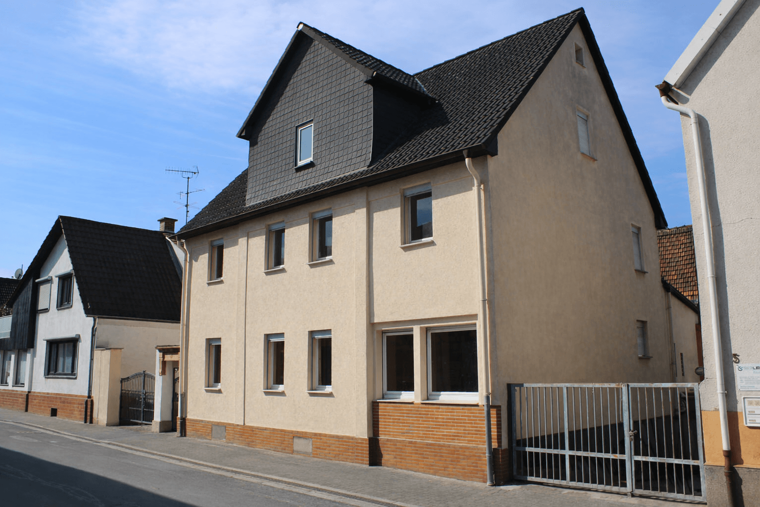 house for sale, 291 m², Stockstadt am Rhein, Hesse house for sale, 291 m², Stockstadt am Rhein, Hesse