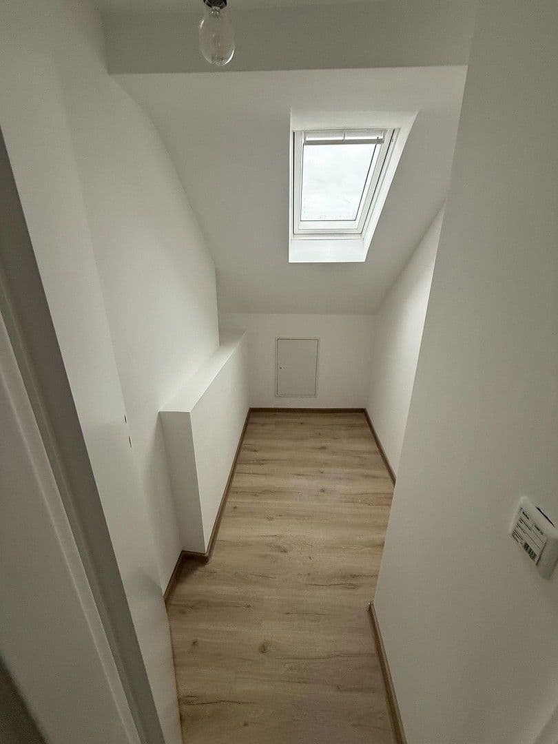 1 bedroom with open-plan kitchen flat to rent, 53 m², Konrad Adenauer Str. 3, Mühlheim am Main, Hesse 1 bedroom with open-plan kitchen flat to rent, 53 m², Konrad Adenauer Str. 3, Mühlheim am Main, Hesse