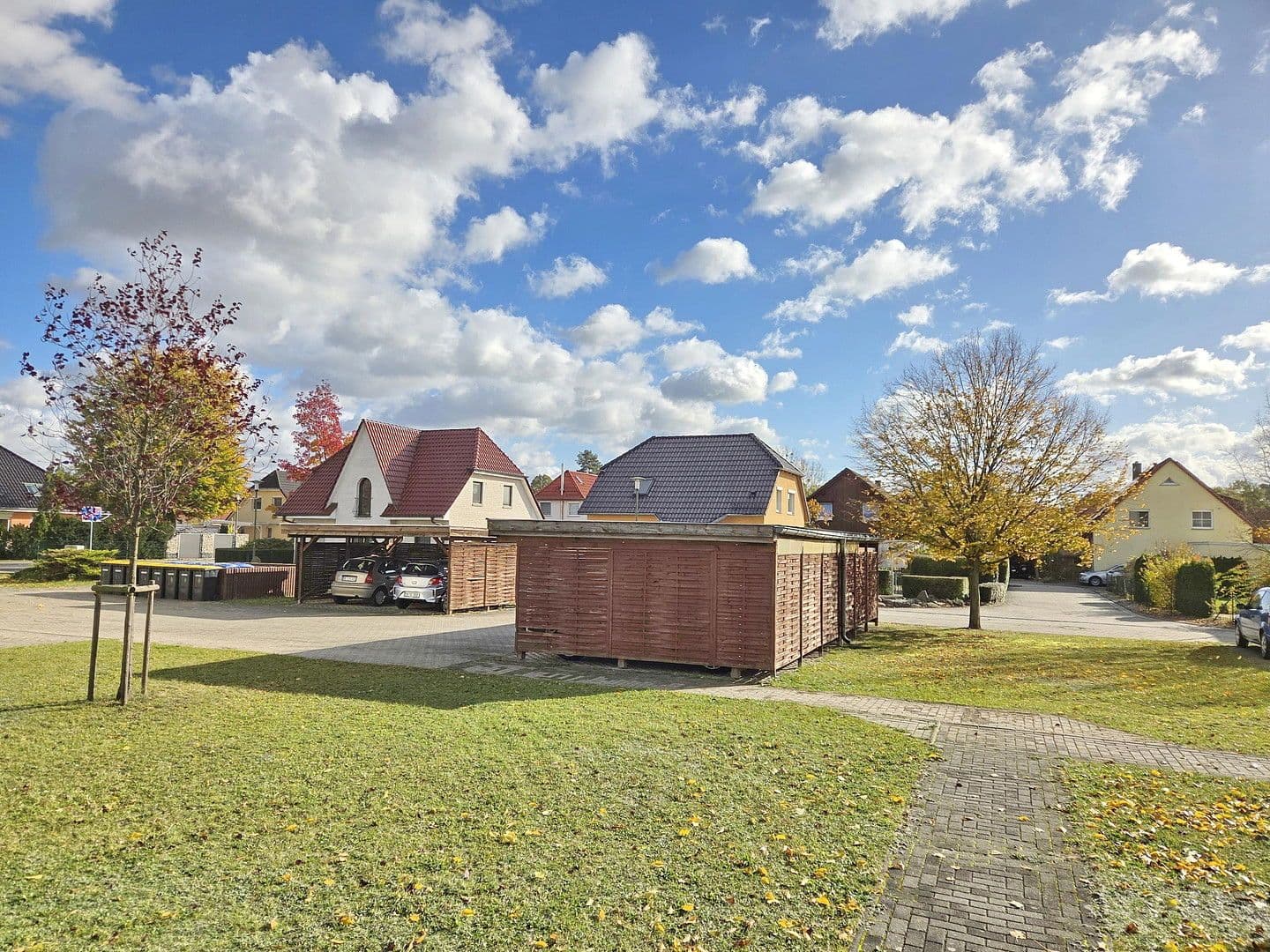 house for sale, 3,097 m², Haidelausigker Weg 2-6, Dessau-Roßlau OT Kochstedt, Saxony-Anhalt house for sale, 3,097 m², Haidelausigker Weg 2-6, Dessau-Roßlau OT Kochstedt, Saxony-Anhalt