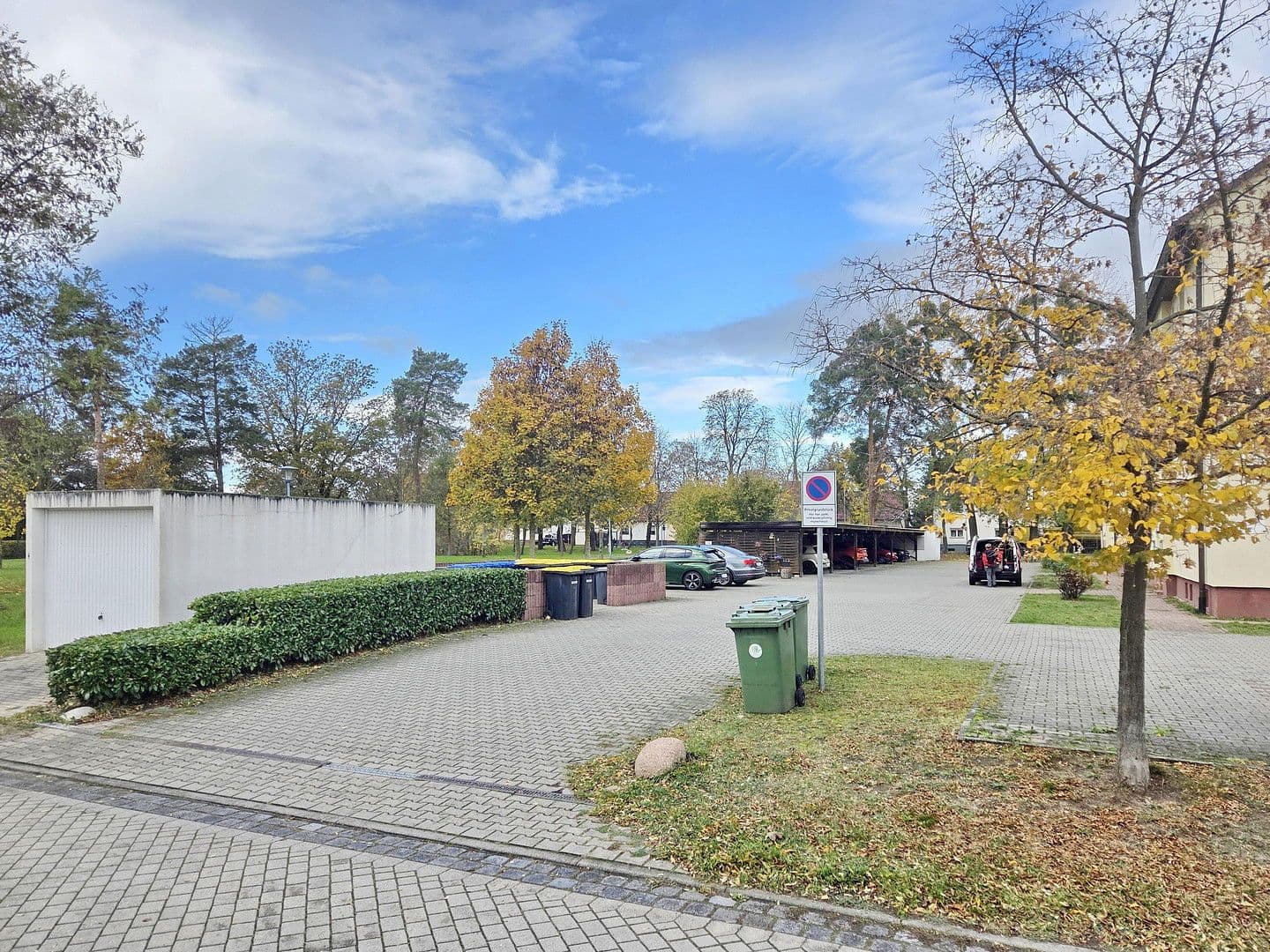 house for sale, 3,097 m², Haidelausigker Weg 2-6, Dessau-Roßlau OT Kochstedt, Saxony-Anhalt house for sale, 3,097 m², Haidelausigker Weg 2-6, Dessau-Roßlau OT Kochstedt, Saxony-Anhalt