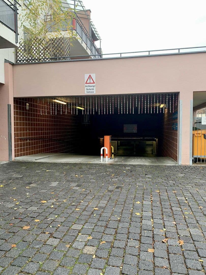 garage to rent, 0 m², Augsburger Str. 15, Augsburg, Bavaria garage to rent, 0 m², Augsburger Str. 15, Augsburg, Bavaria