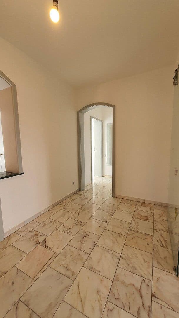 3 bedroom with open-plan kitchen flat to rent, 130 m², Duisburg, North Rhine-Westphalia 3 bedroom with open-plan kitchen flat to rent, 130 m², Duisburg, North Rhine-Westphalia