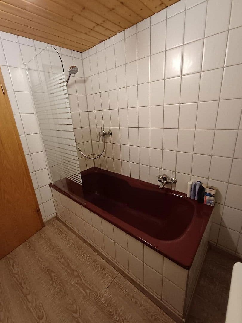 house for sale, 186 m², Gütenbach, Baden-Württemberg house for sale, 186 m², Gütenbach, Baden-Württemberg