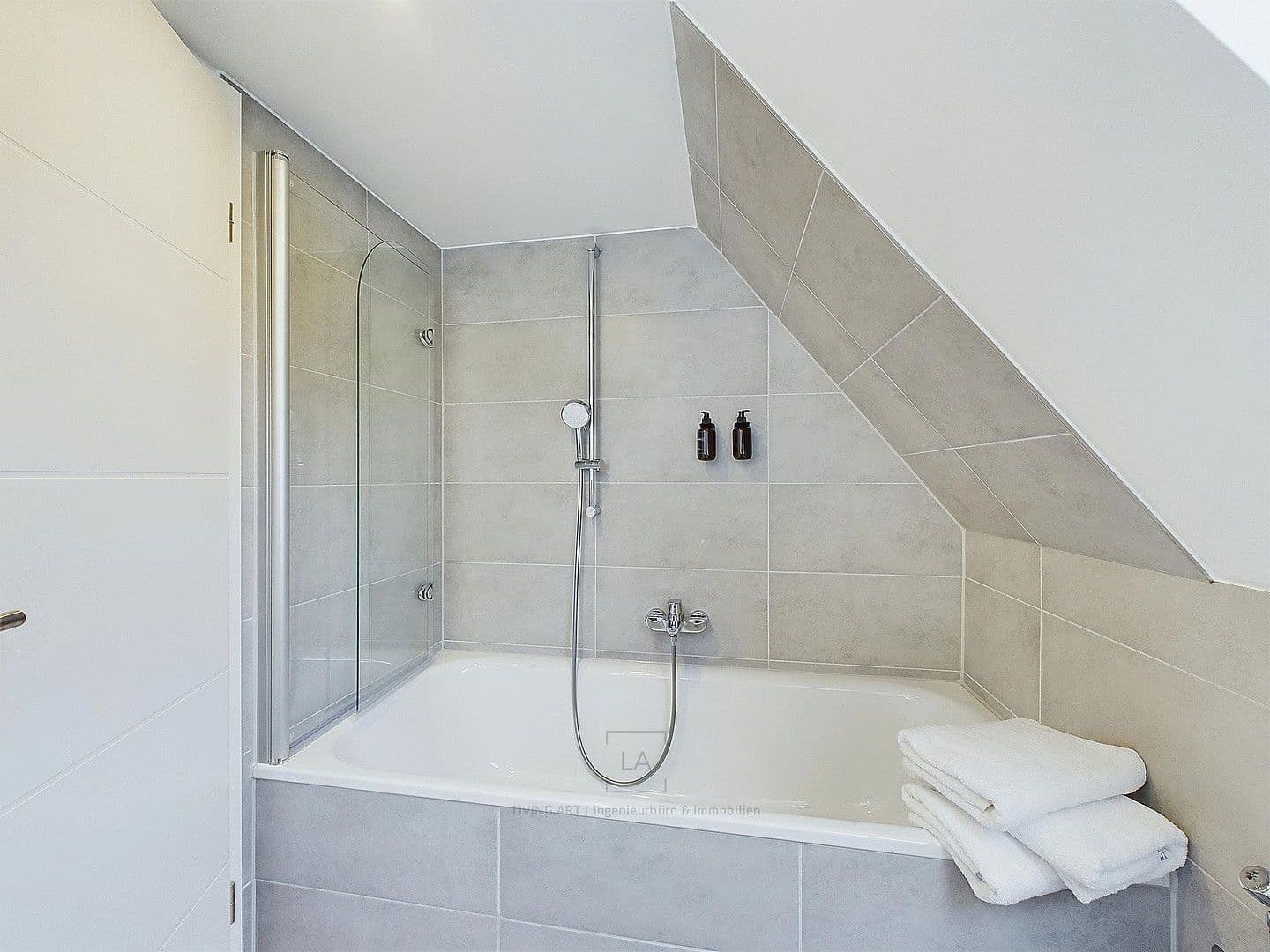 Studio flat to rent, 35 m², Jägerstraße 30, Leverkusen, North Rhine-Westphalia Studio flat to rent, 35 m², Jägerstraße 30, Leverkusen, North Rhine-Westphalia