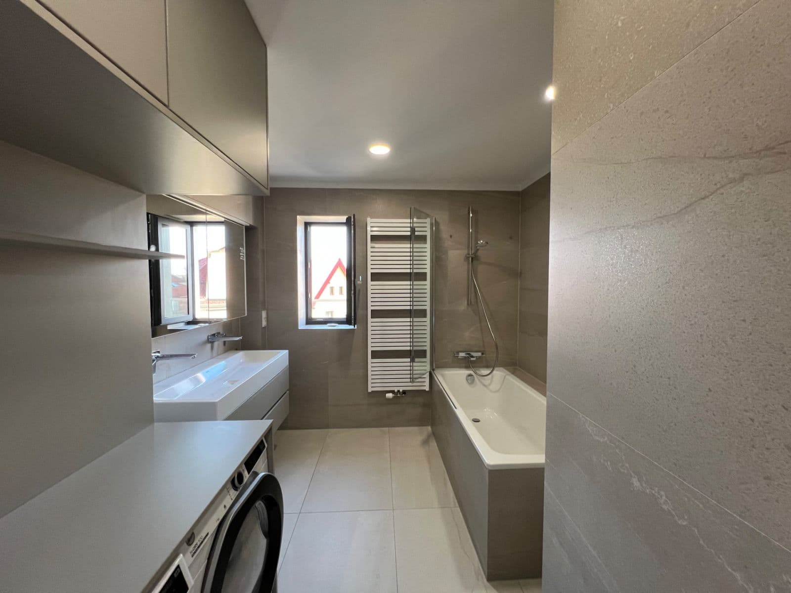 2 bedroom with open-plan kitchen flat for sale, 71 m², Vlnitá, Prague, Prague 2 bedroom with open-plan kitchen flat for sale, 71 m², Vlnitá, Prague, Prague