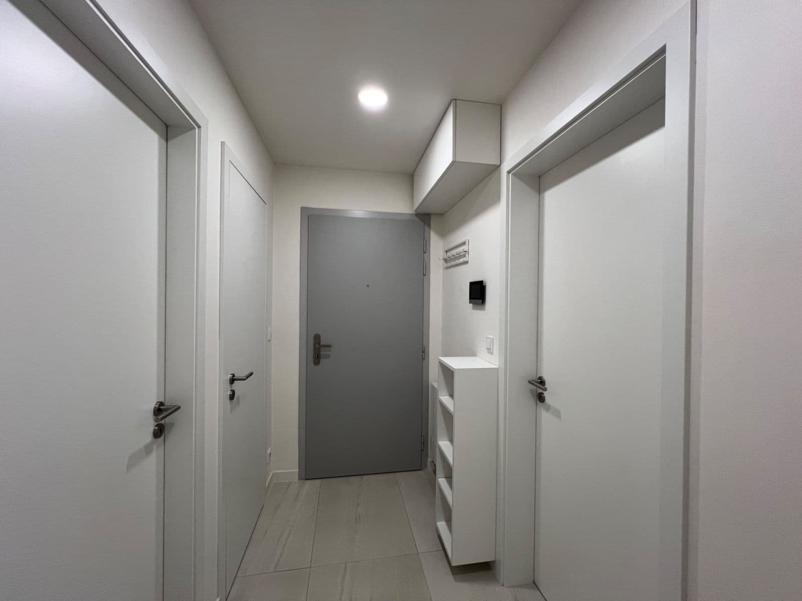 2 bedroom with open-plan kitchen flat for sale, 71 m², Vlnitá, Prague, Prague 2 bedroom with open-plan kitchen flat for sale, 71 m², Vlnitá, Prague, Prague