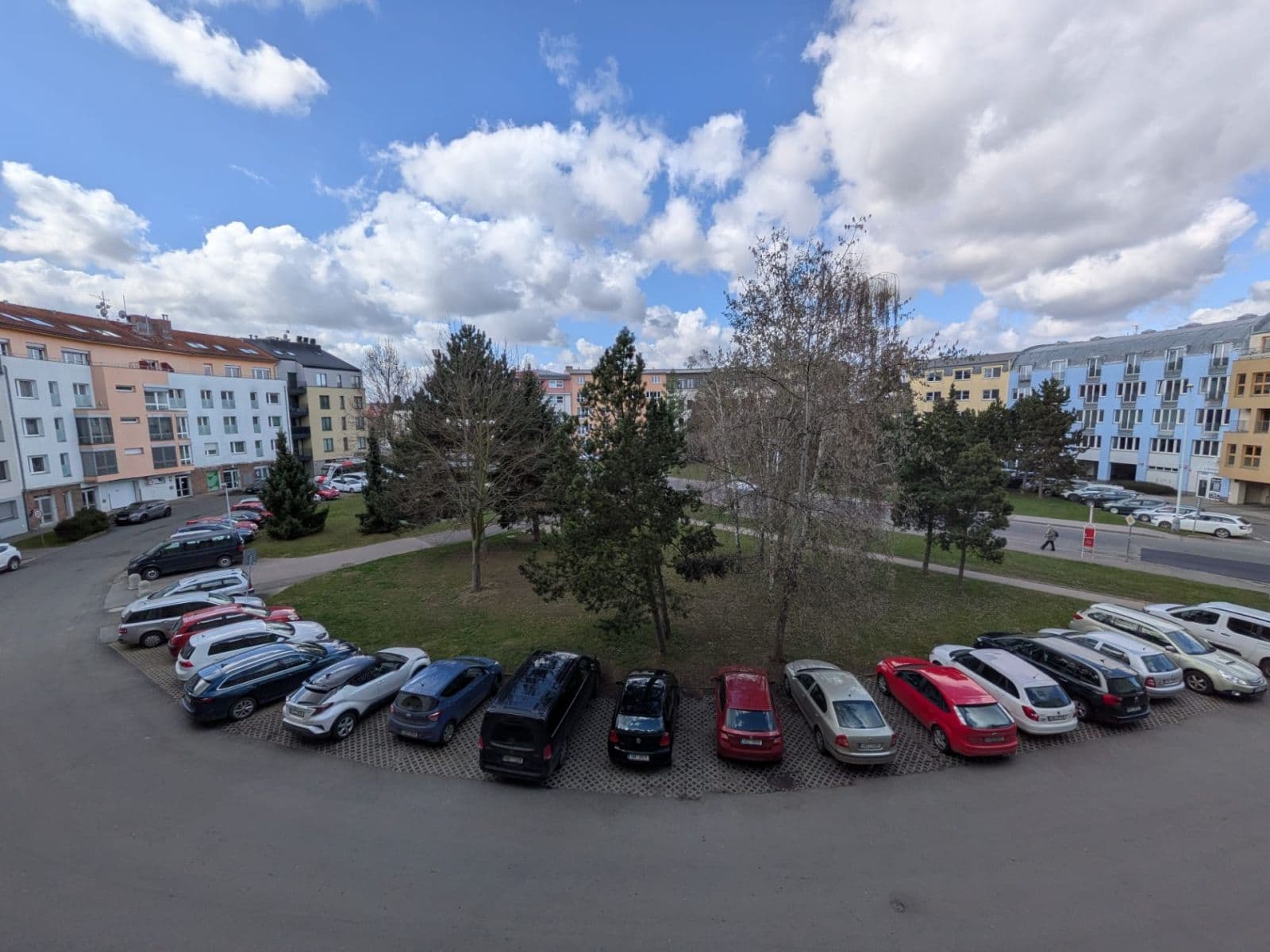 Studio flat to rent, 23 m², Suchdolské náměstí, Prague, Prague Studio flat to rent, 23 m², Suchdolské náměstí, Prague, Prague