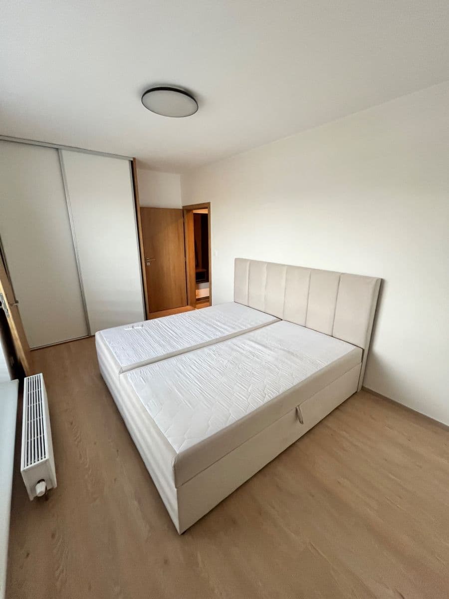 1 bedroom with open-plan kitchen flat for sale, 50 m², Pšeničná, Hostivice, Středočeský Region 1 bedroom with open-plan kitchen flat for sale, 50 m², Pšeničná, Hostivice, Středočeský Region