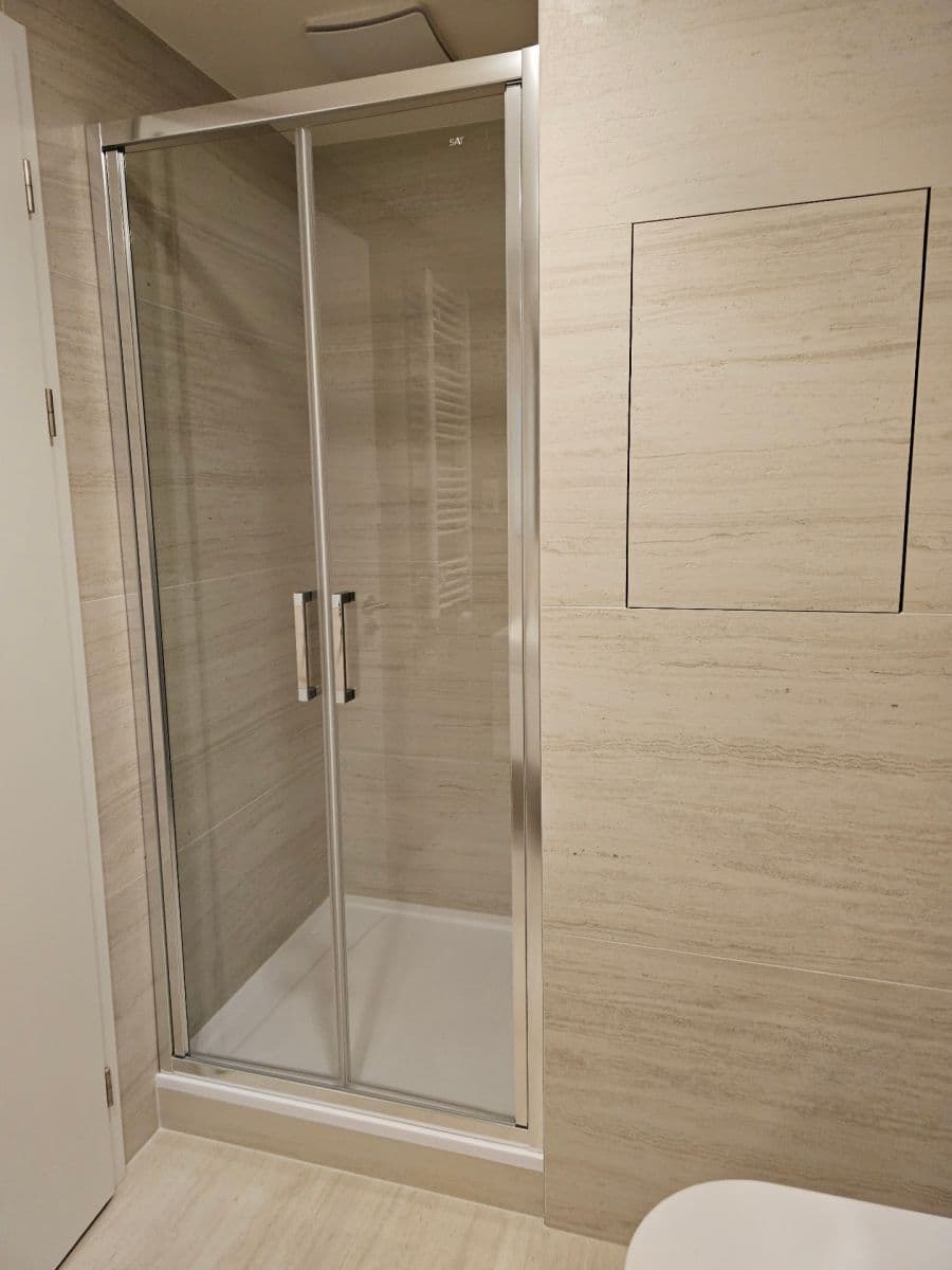 1 bedroom with open-plan kitchen flat to rent, 50 m², Bukačova, Prague, Prague 1 bedroom with open-plan kitchen flat to rent, 50 m², Bukačova, Prague, Prague