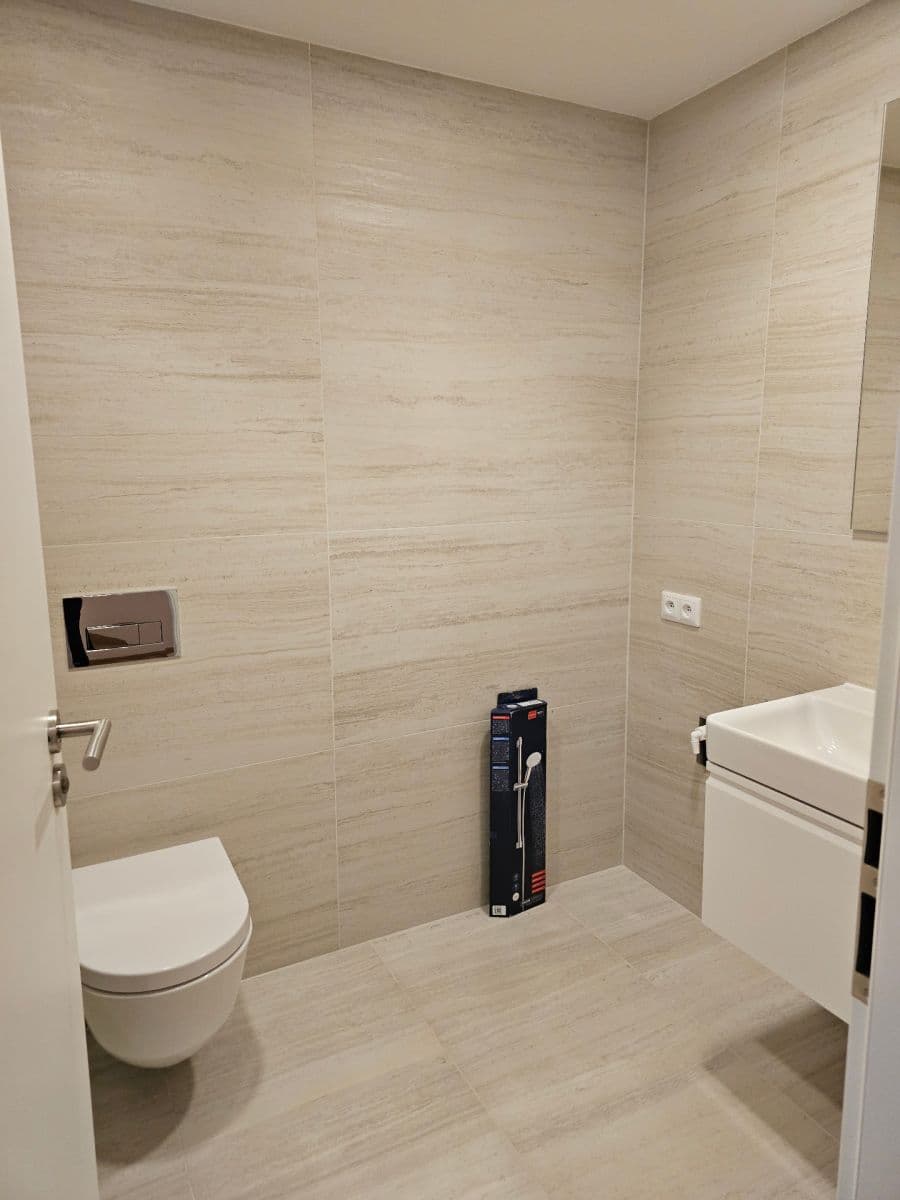 1 bedroom with open-plan kitchen flat to rent, 50 m², Bukačova, Prague, Prague 1 bedroom with open-plan kitchen flat to rent, 50 m², Bukačova, Prague, Prague