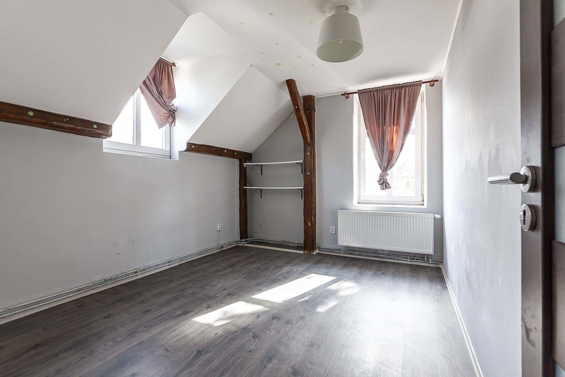 house for sale, 471 m², Havlíčkova, Jablonec nad Nisou, Liberecký Region house for sale, 471 m², Havlíčkova, Jablonec nad Nisou, Liberecký Region