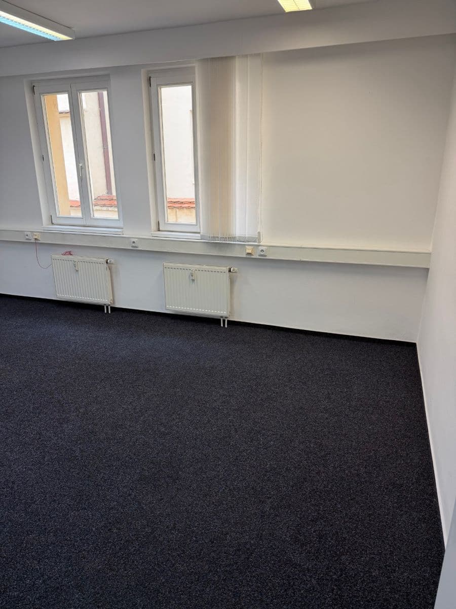 office to rent, 21 m², Karmelitská, Prague, Prague office to rent, 21 m², Karmelitská, Prague, Prague