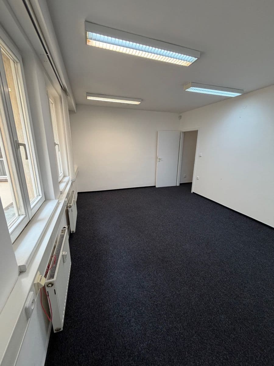 office to rent, 21 m², Karmelitská, Prague, Prague office to rent, 21 m², Karmelitská, Prague, Prague