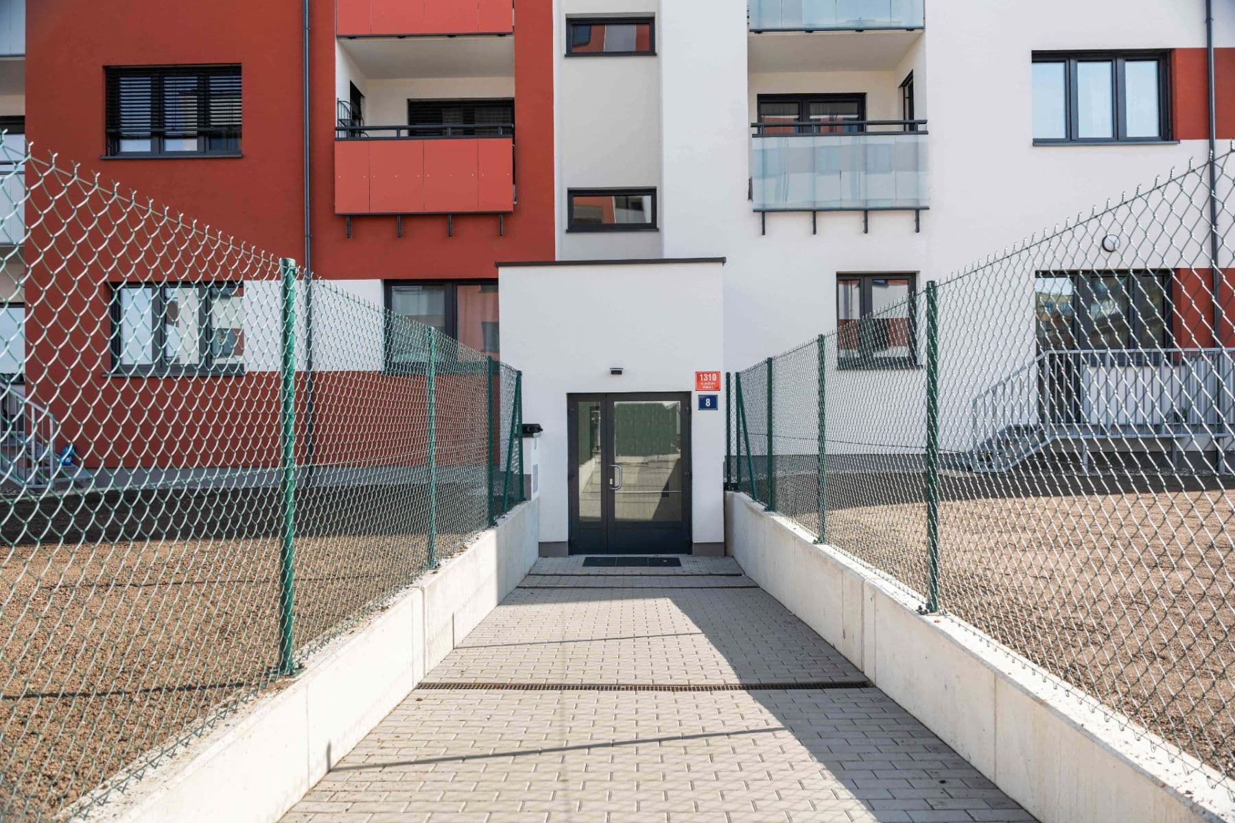 2 bedroom with open-plan kitchen flat to rent, 72 m², K Barrandovu, Prague, Prague 2 bedroom with open-plan kitchen flat to rent, 72 m², K Barrandovu, Prague, Prague