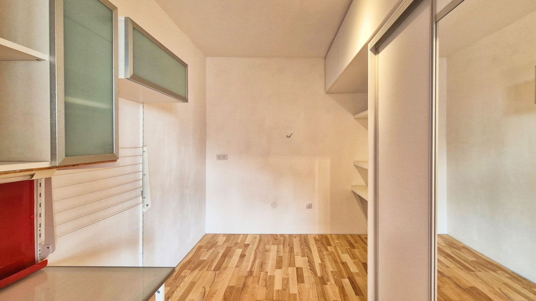 1 bedroom flat to rent, 46 m², T. G. Masaryka, Horoměřice, Středočeský Region 1 bedroom flat to rent, 46 m², T. G. Masaryka, Horoměřice, Středočeský Region