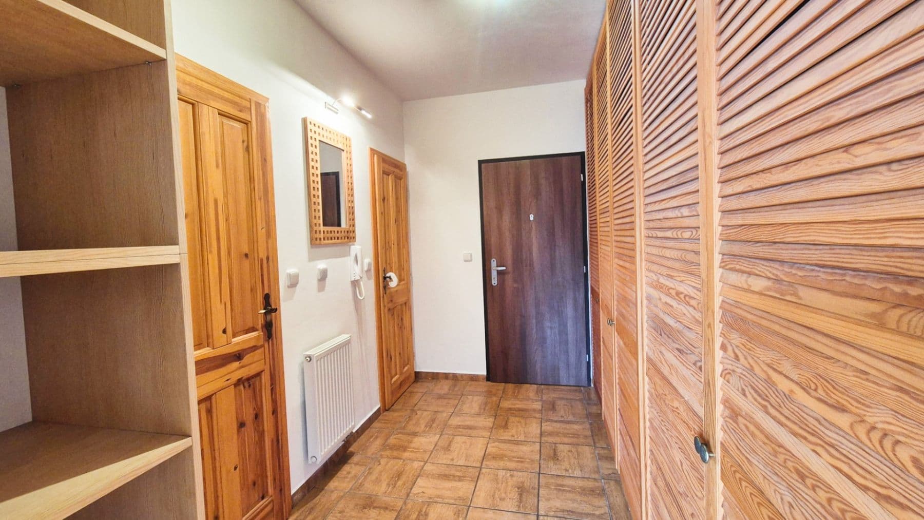 1 bedroom flat to rent, 46 m², T. G. Masaryka, Horoměřice, Středočeský Region 1 bedroom flat to rent, 46 m², T. G. Masaryka, Horoměřice, Středočeský Region