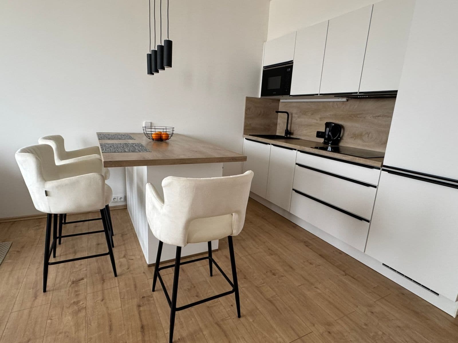 1 bedroom with open-plan kitchen flat to rent, 55 m², Prague, Prague 1 bedroom with open-plan kitchen flat to rent, 55 m², Prague, Prague