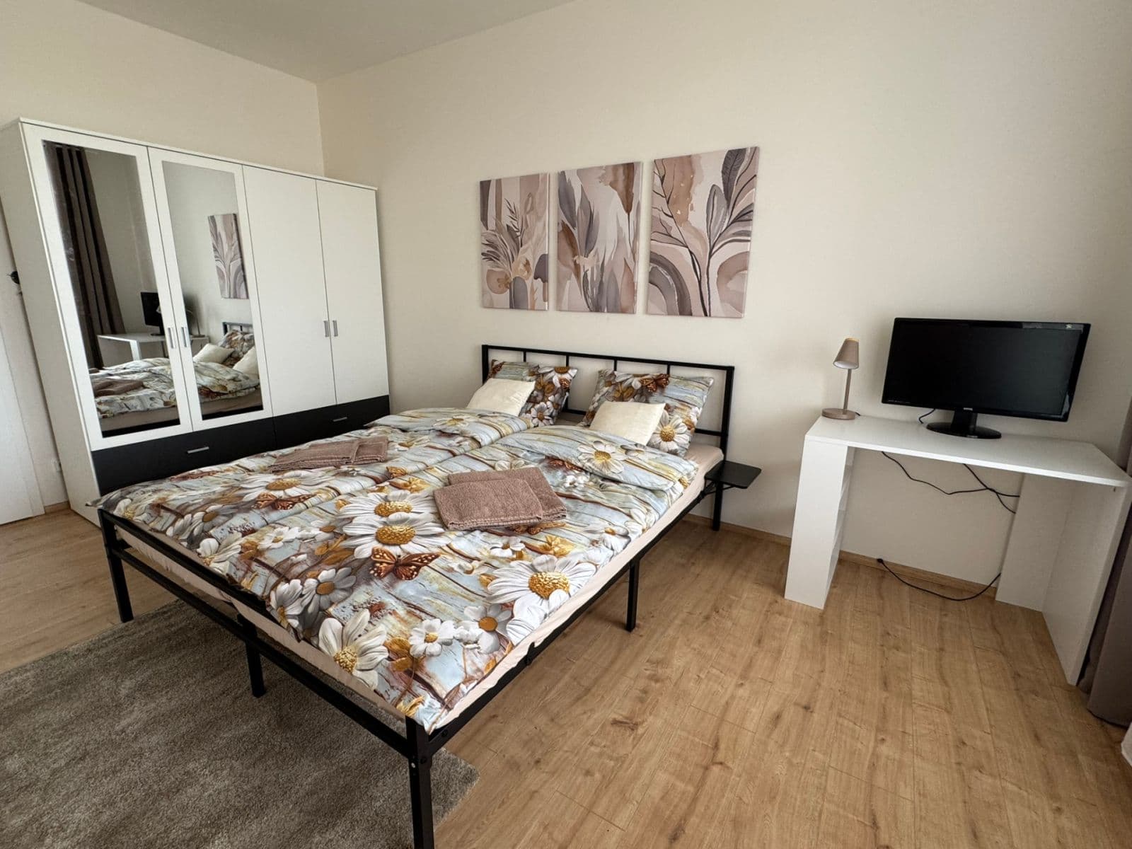 1 bedroom with open-plan kitchen flat to rent, 55 m², Prague, Prague 1 bedroom with open-plan kitchen flat to rent, 55 m², Prague, Prague