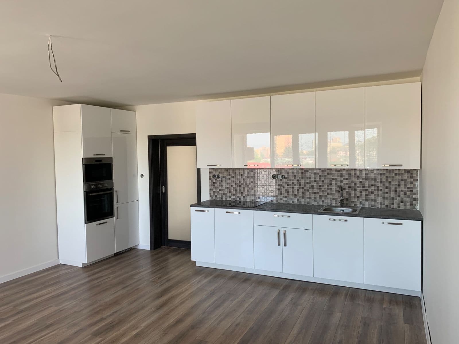 3 bedroom with open-plan kitchen flat to rent, 80 m², Poděbradova, Ostrava, Moravskoslezský Region 3 bedroom with open-plan kitchen flat to rent, 80 m², Poděbradova, Ostrava, Moravskoslezský Region