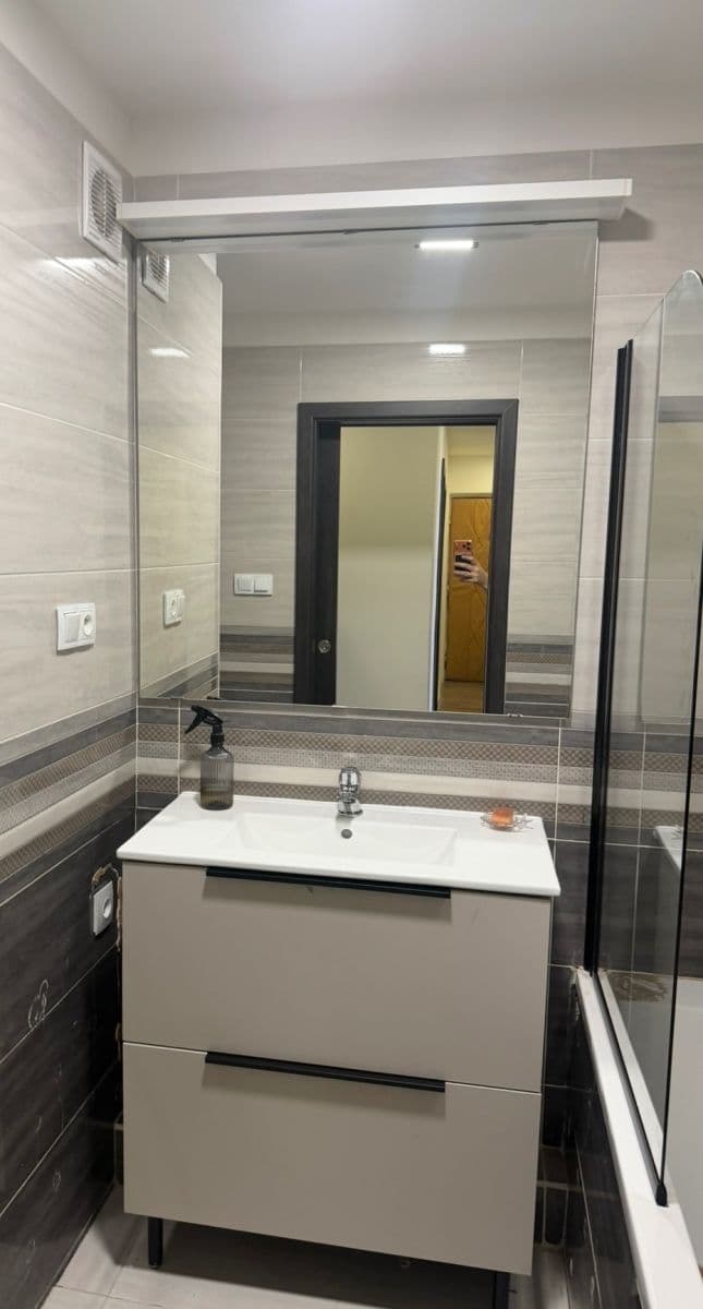 3 bedroom with open-plan kitchen flat to rent, 80 m², Poděbradova, Ostrava, Moravskoslezský Region 3 bedroom with open-plan kitchen flat to rent, 80 m², Poděbradova, Ostrava, Moravskoslezský Region