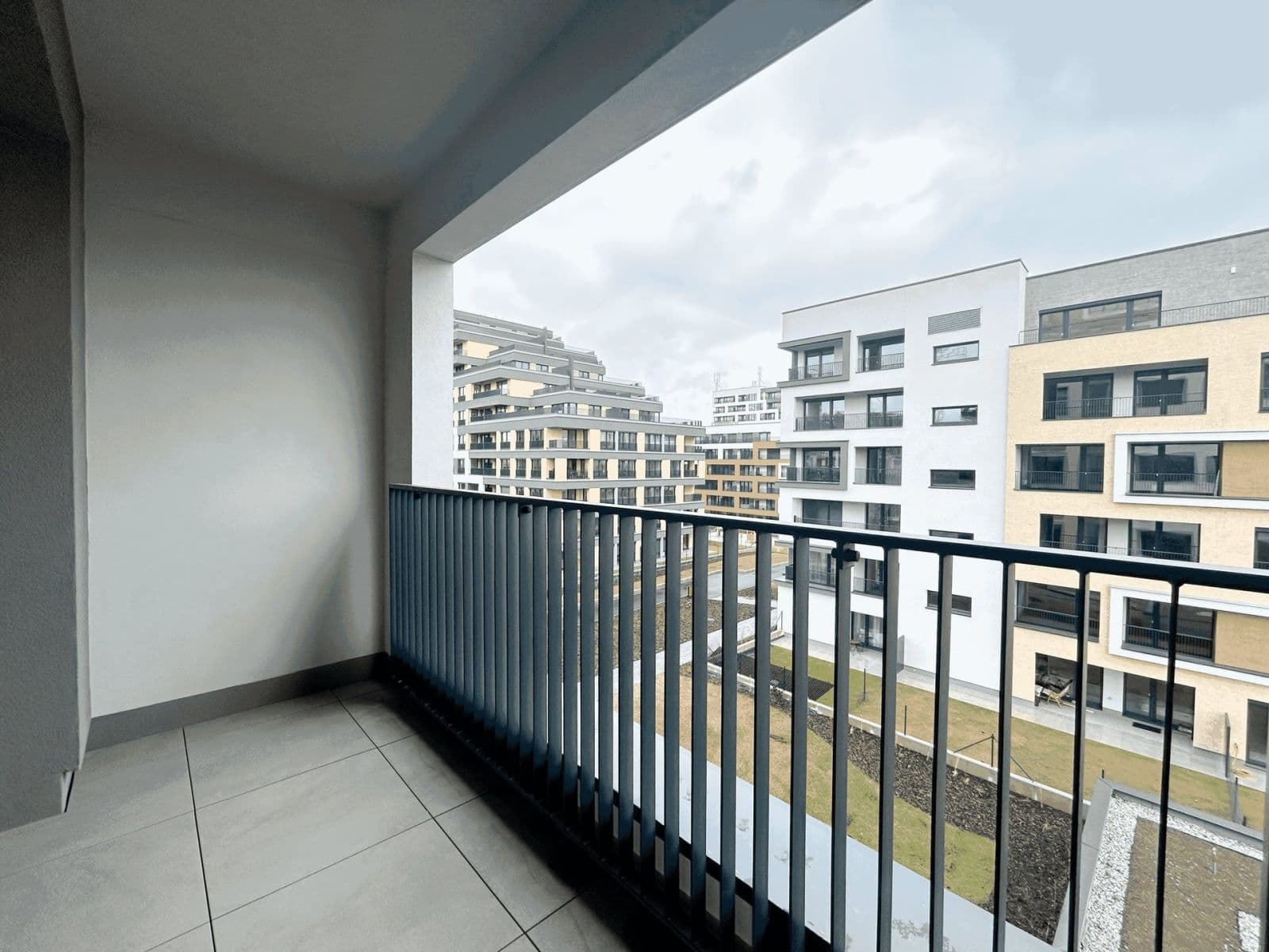 1 bedroom with open-plan kitchen flat to rent, 59 m², Domalípova, Prague, Prague 1 bedroom with open-plan kitchen flat to rent, 59 m², Domalípova, Prague, Prague