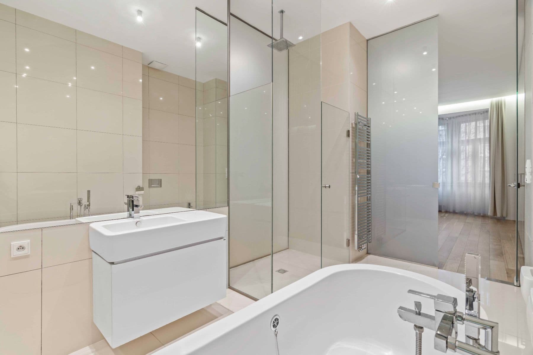 2 bedroom with open-plan kitchen flat to rent, 98 m², Laubova, Prague, Prague 2 bedroom with open-plan kitchen flat to rent, 98 m², Laubova, Prague, Prague