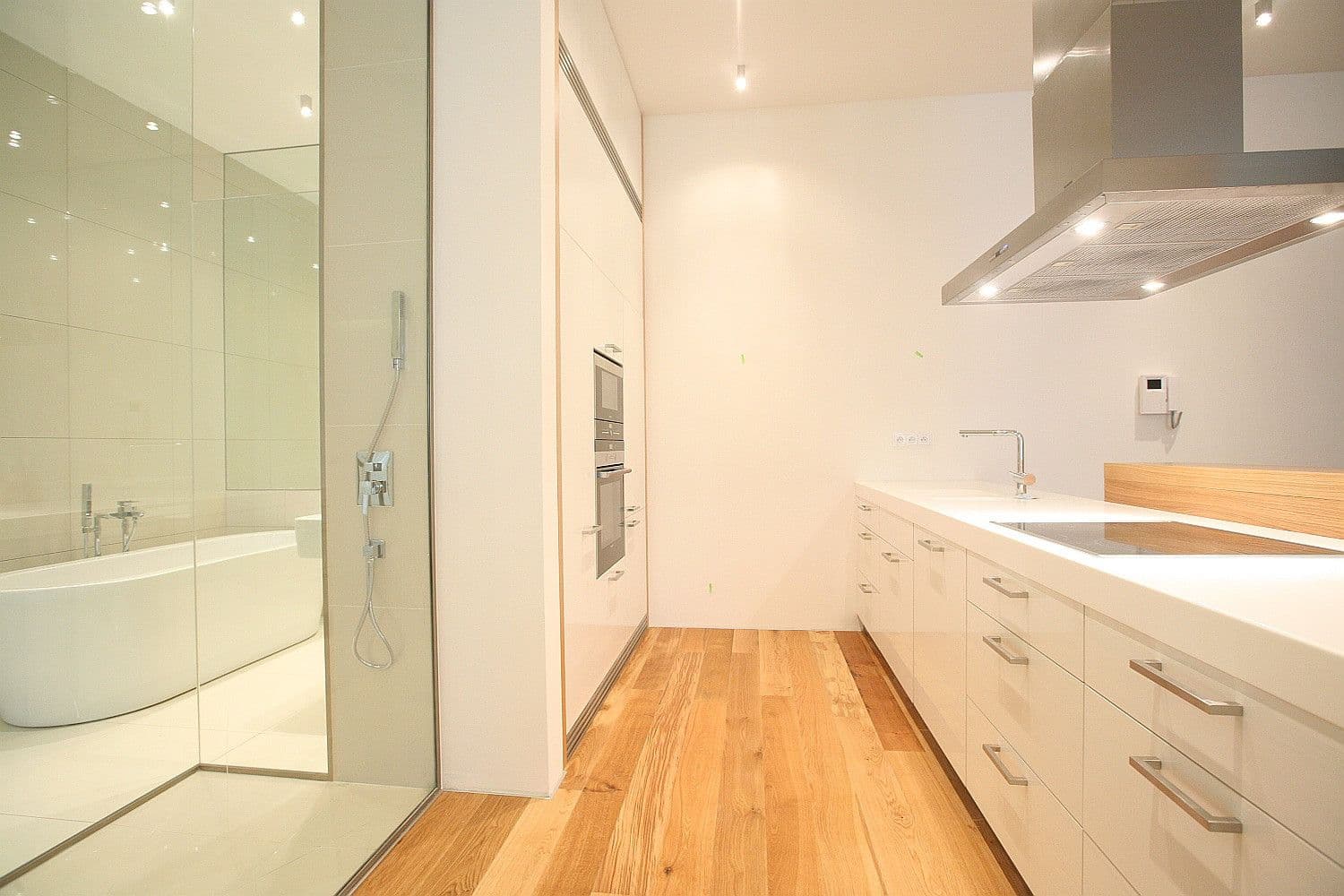 2 bedroom with open-plan kitchen flat to rent, 98 m², Laubova, Prague, Prague 2 bedroom with open-plan kitchen flat to rent, 98 m², Laubova, Prague, Prague